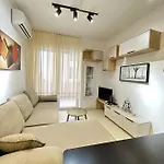 Delux * Durrës