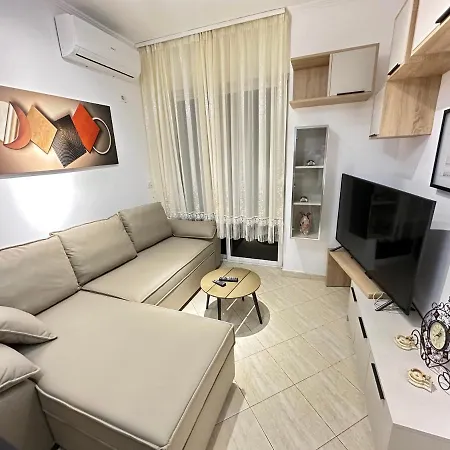 Delux شقة دراس