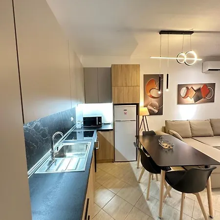 Delux アパート *